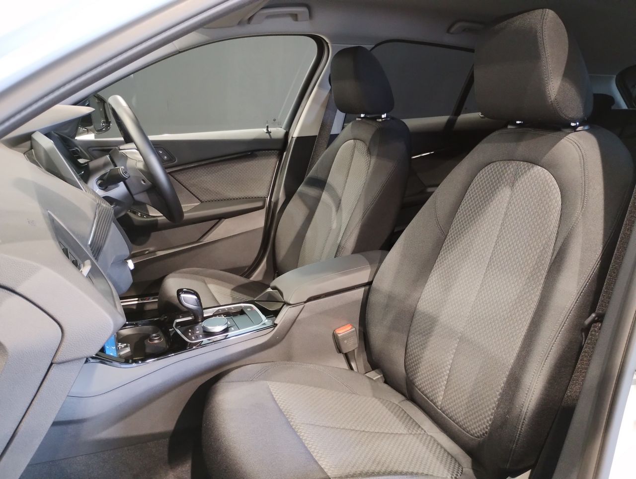 F40 118d Sports Hatch 5-door B47 2.0d