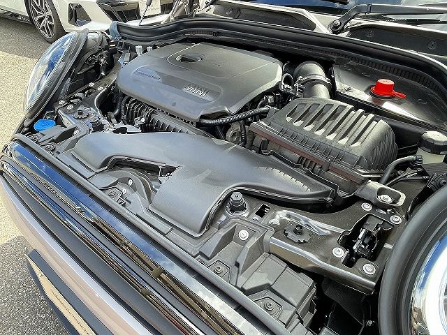 MINI Cooper F56 RHD