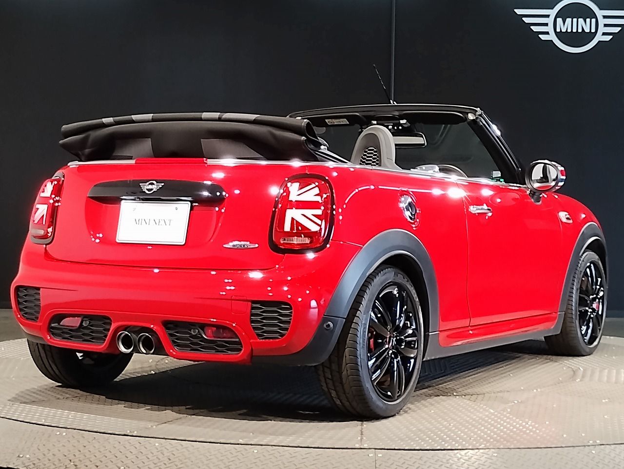 F57 MINI John Cooper Works Convertible LCI