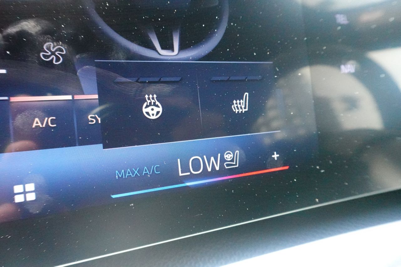 iX2 xDrive30 MSP