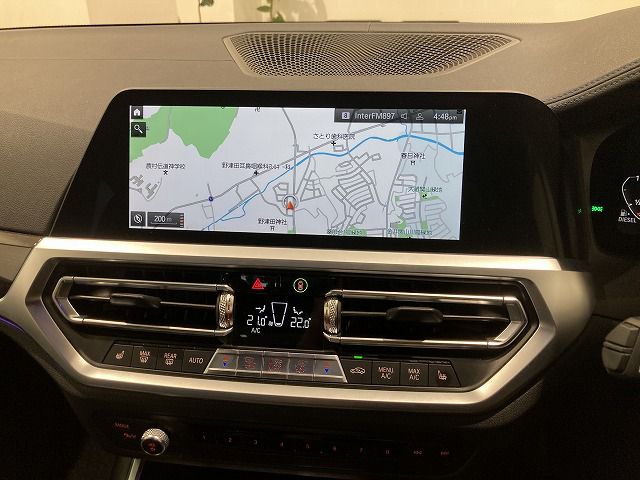 G20 320d xDrive RHD Saloon