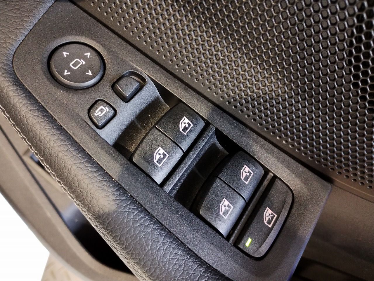 F40 118d Sports Hatch 5-door B47 2.0d