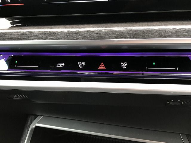 i7 xDrive60 Sedan RHD