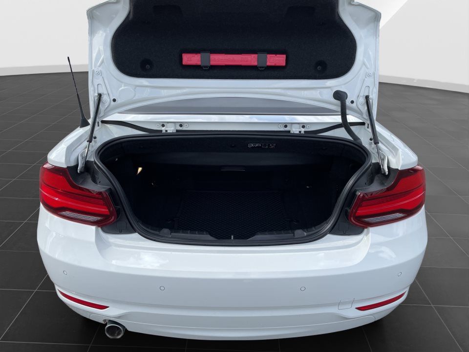 BMW 218