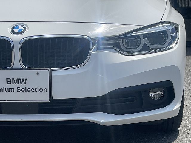 320D SEDAN RHD