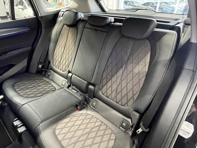 X1 sDrive18i RHD