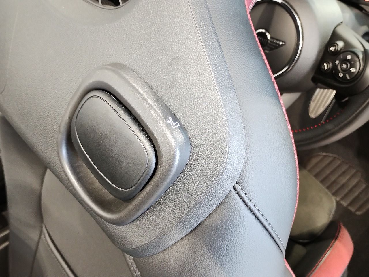 F57 MINI John Cooper Works Convertible LCI