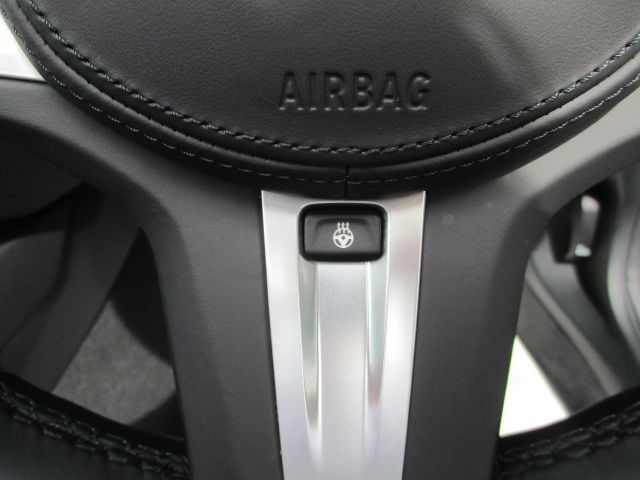 G29 z4 sDrive20i RHD