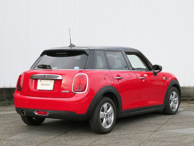 F55 MINI Cooper 5-Door Hatch LCI