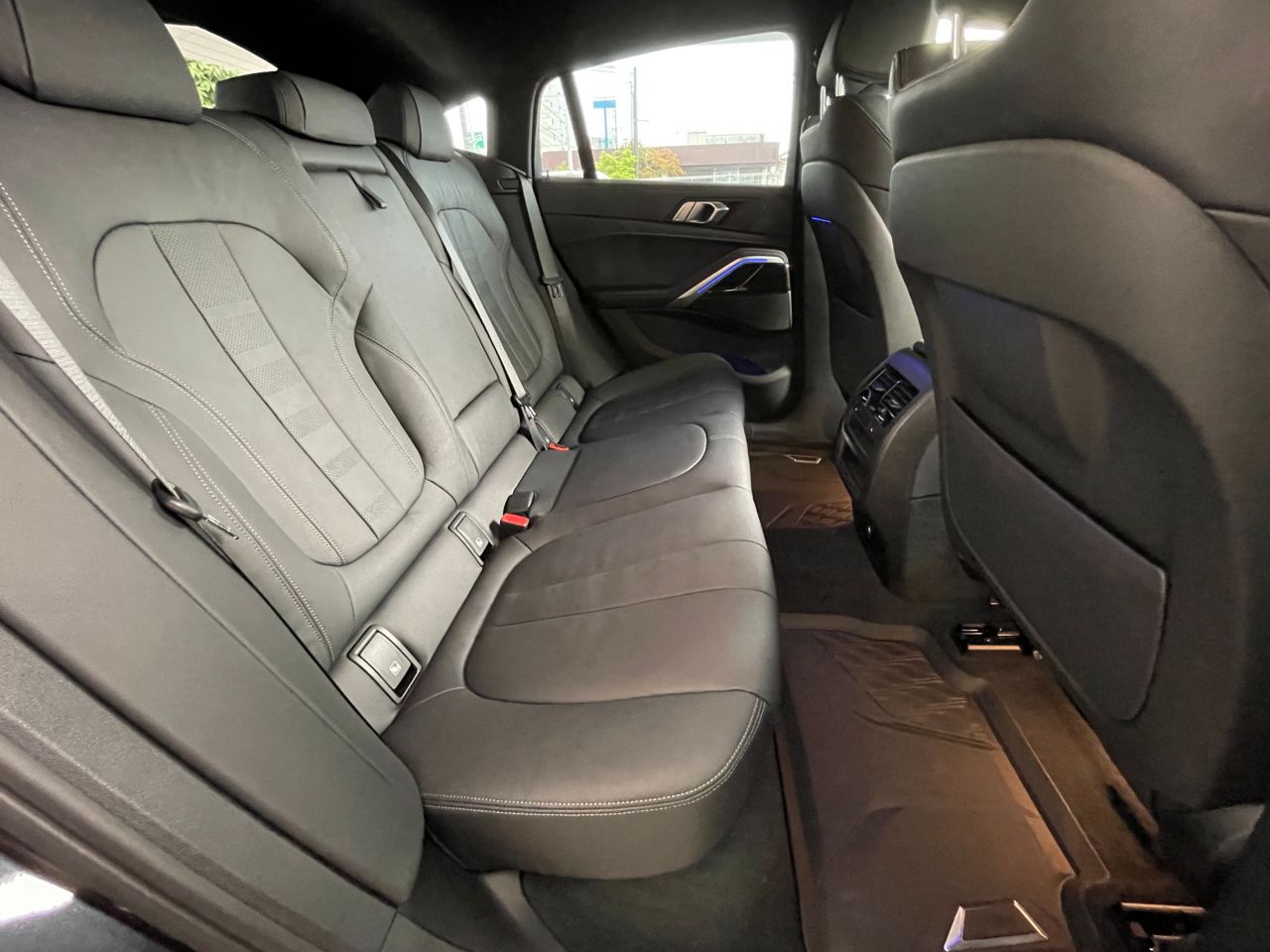 X* xDrive30d RHD
