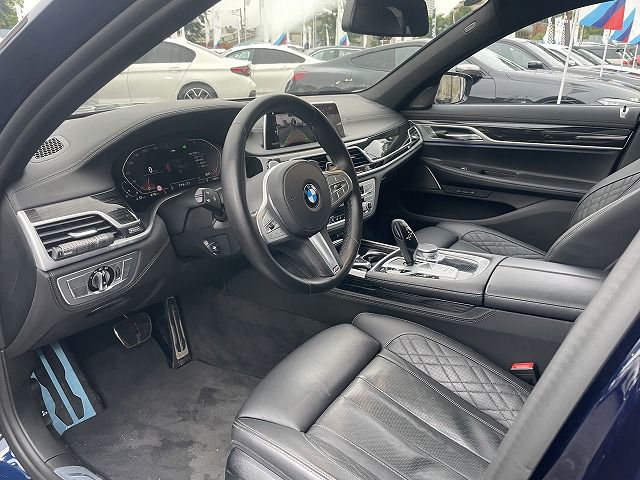 750i xDrive Sedan
