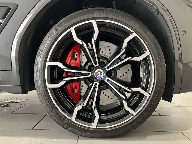 F97 X3 M RHD LCI