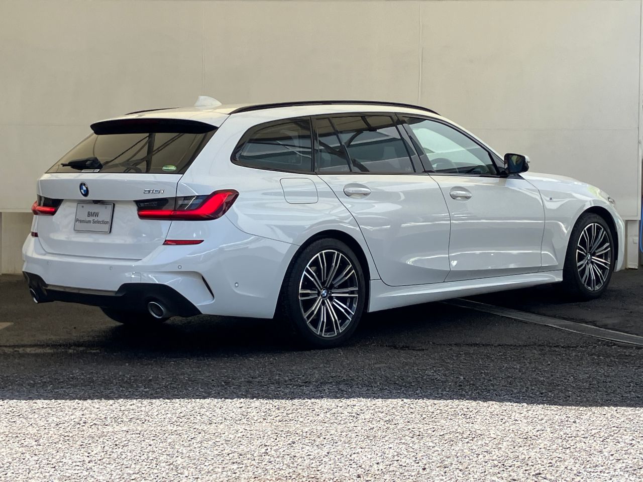 G21 318i Touring
