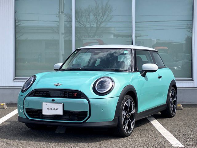 THE NEW MINI COOPER (3 DOOR) S