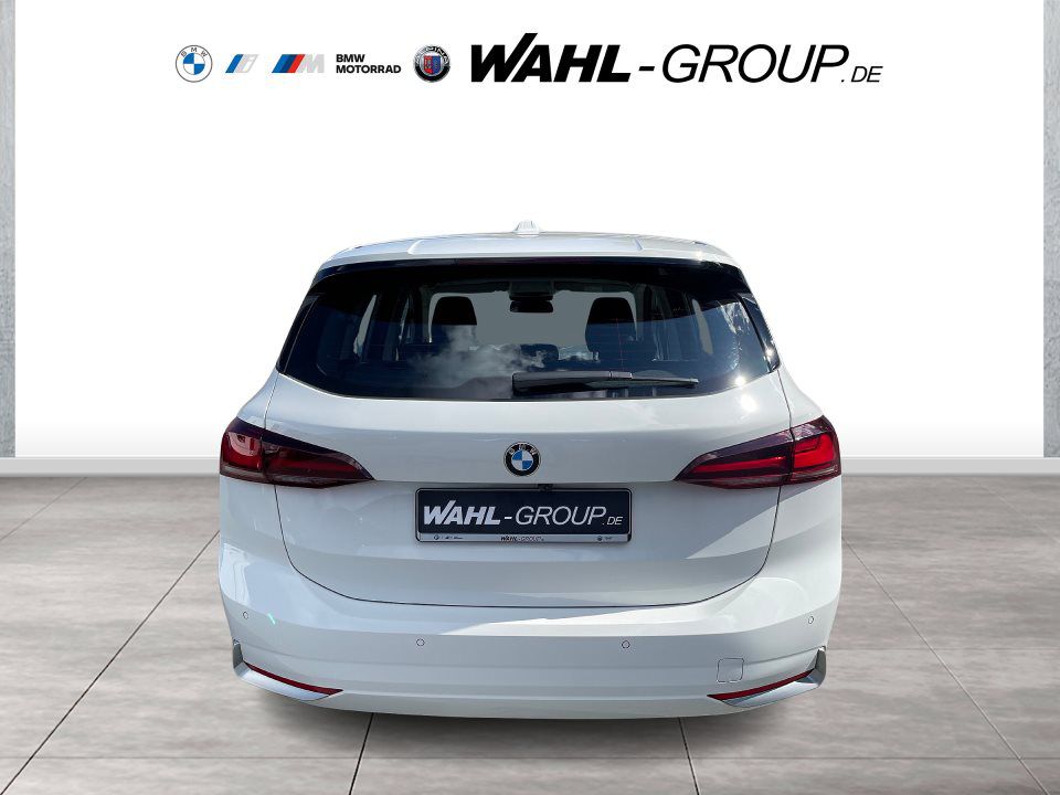 BMW 218