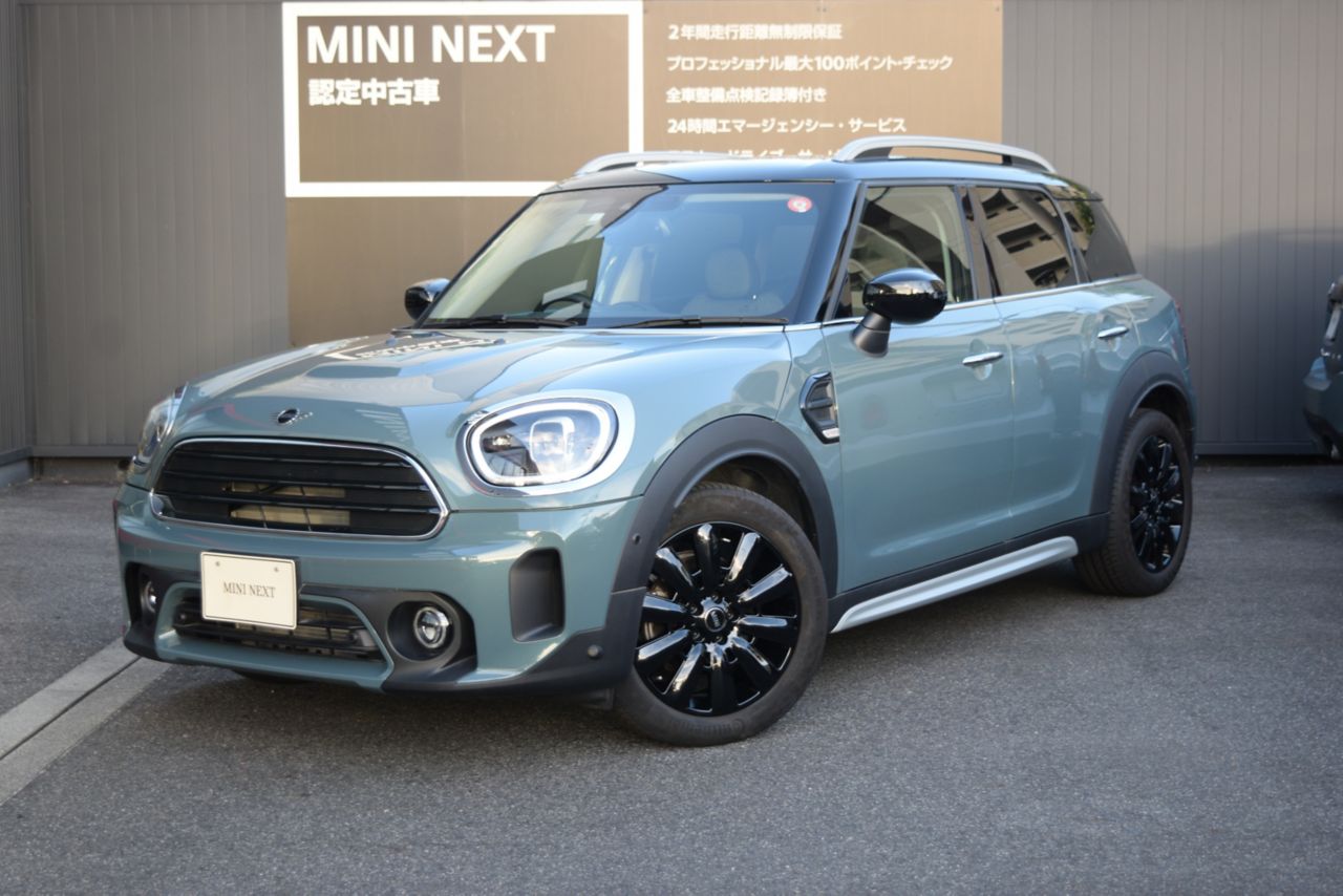 MINI COOPER D CROSSOVER.