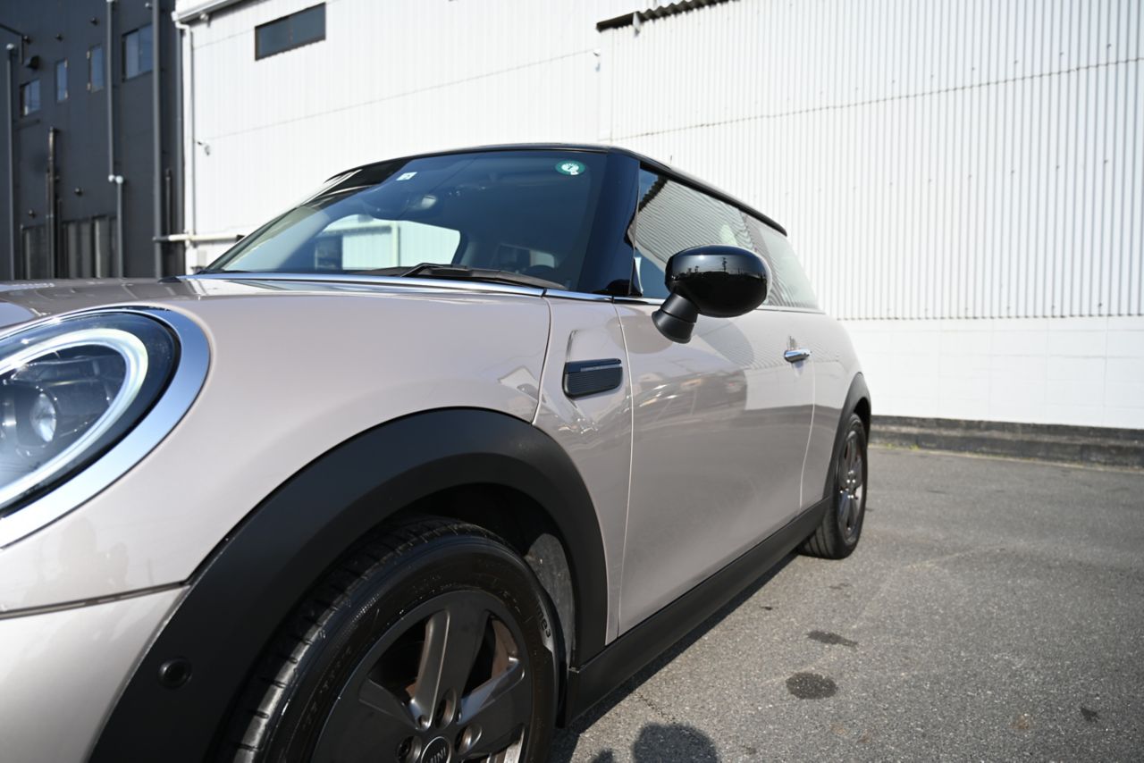 MINI Cooper F56 RHD