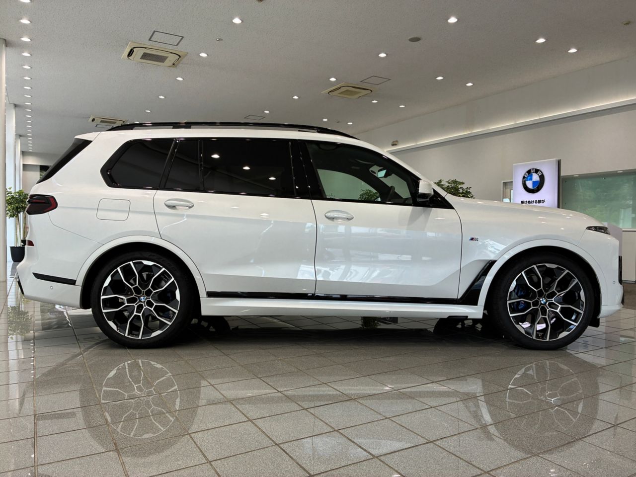 X7 xDrive40d RHD US
