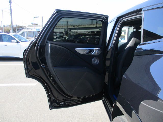 XM RHD