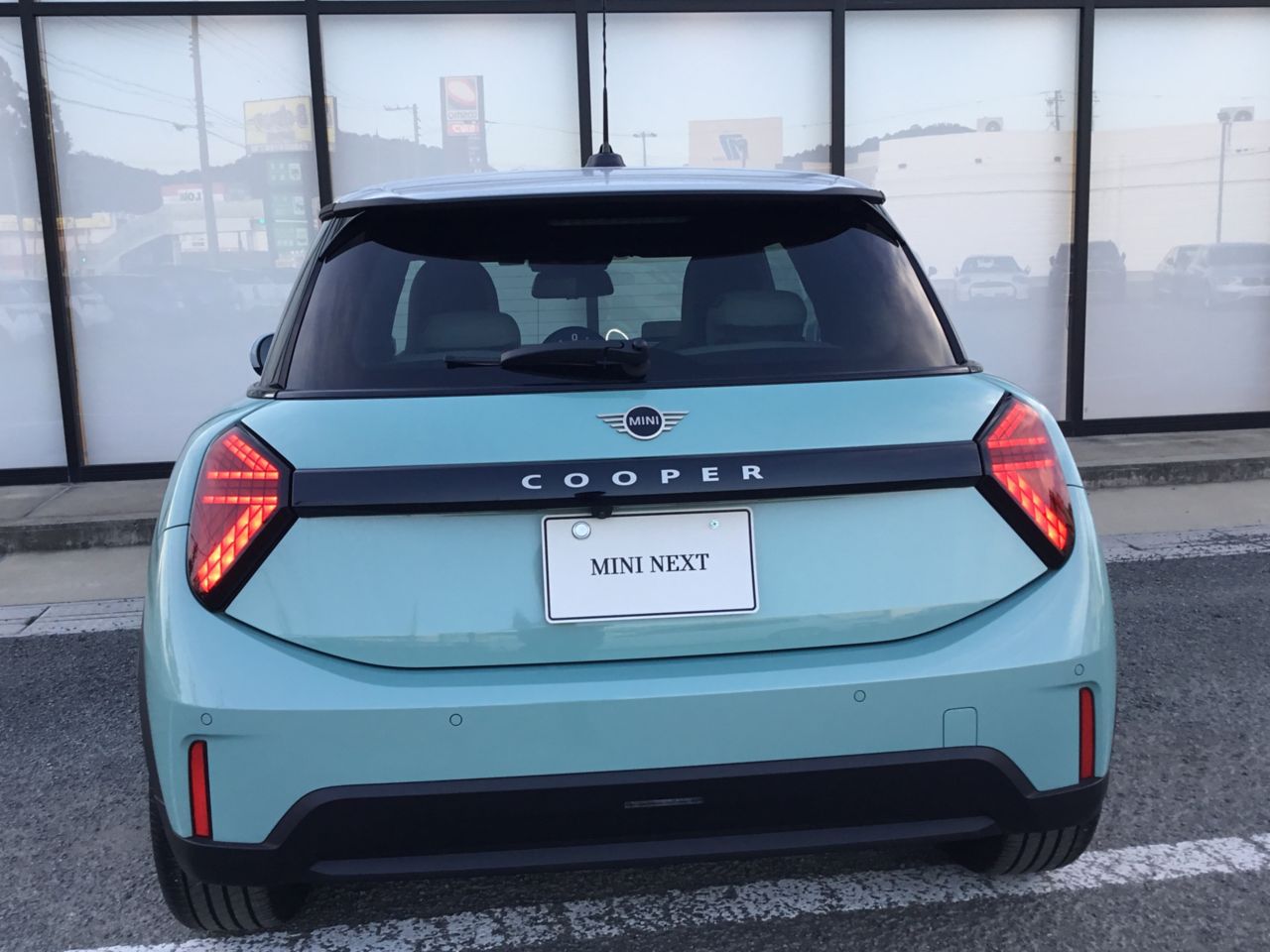 F66 MINI Cooper C 3Dr