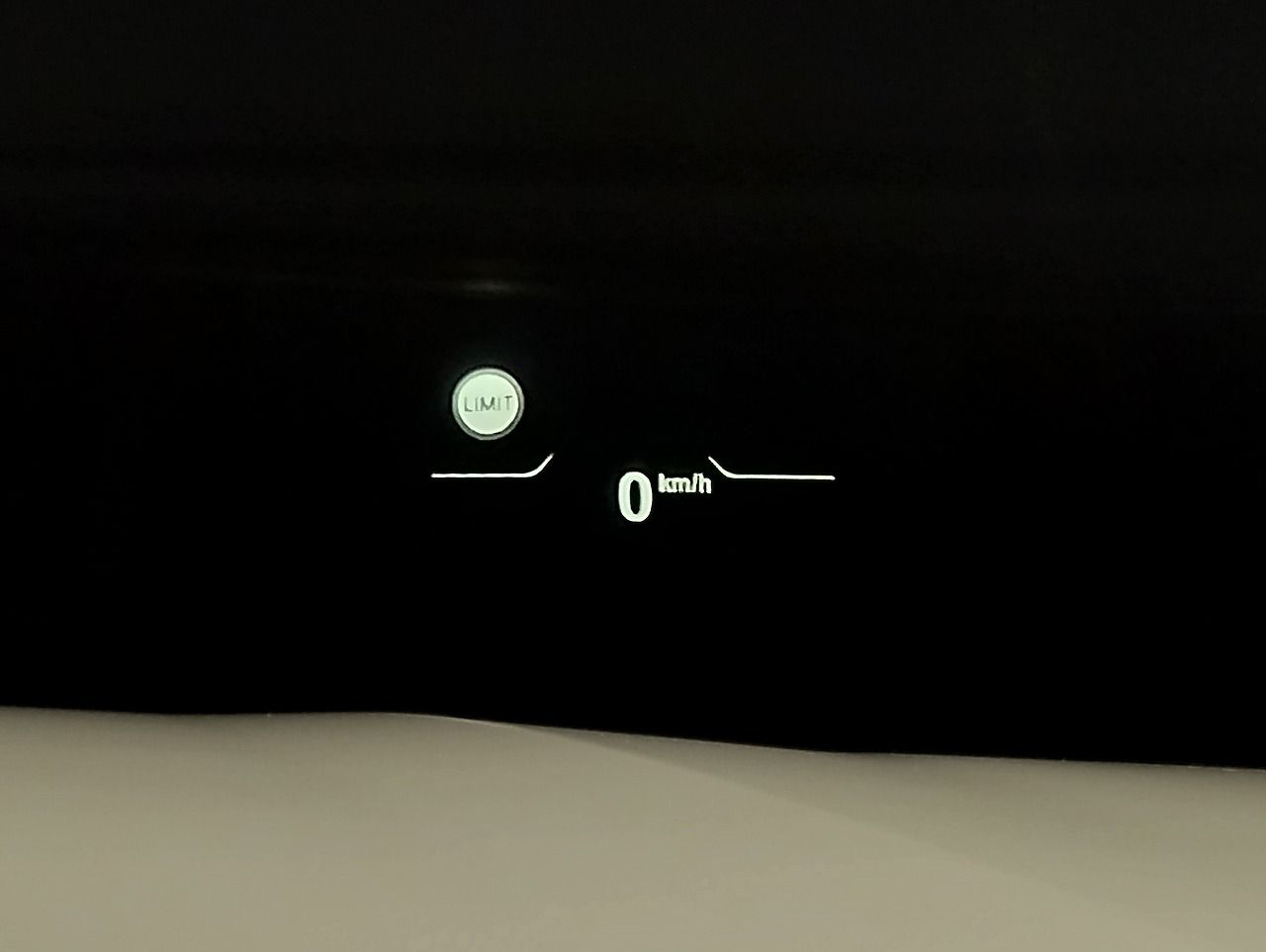 G29 z4 sDrive20i RHD