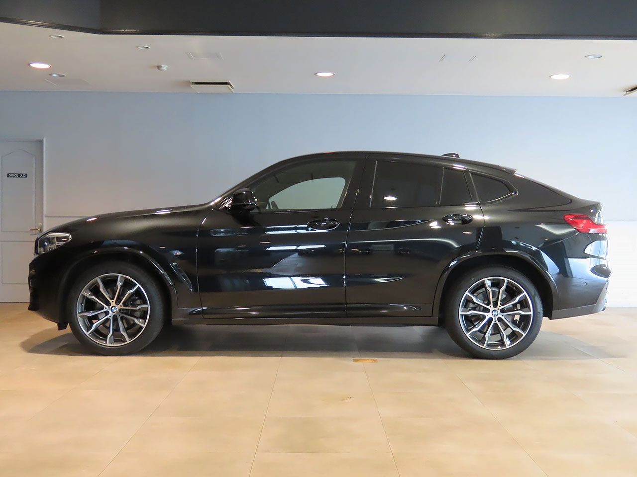 X4 xDrive20d RHD