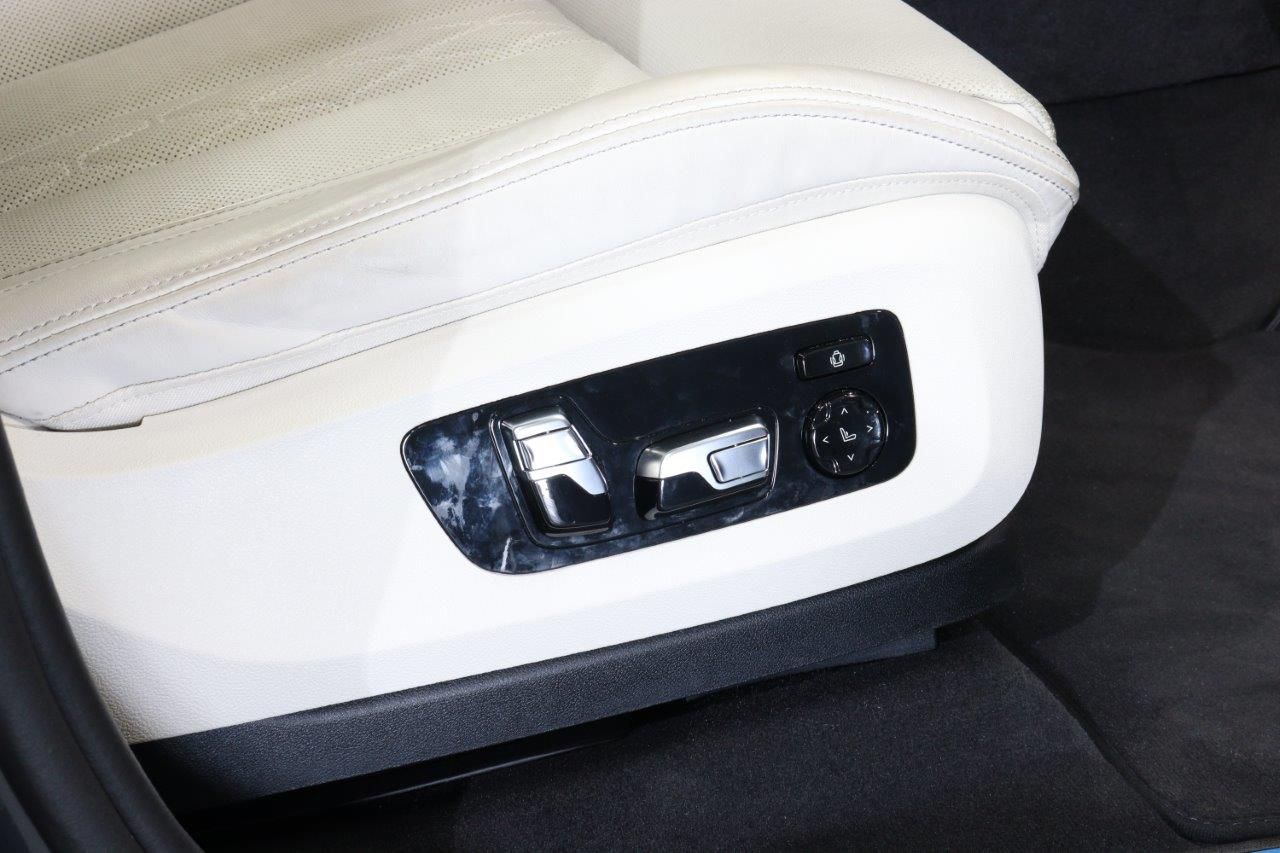 X5 xDrive40d RHD