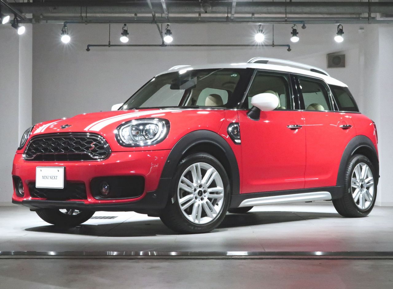 MINI COOPER S CROSSOVER.