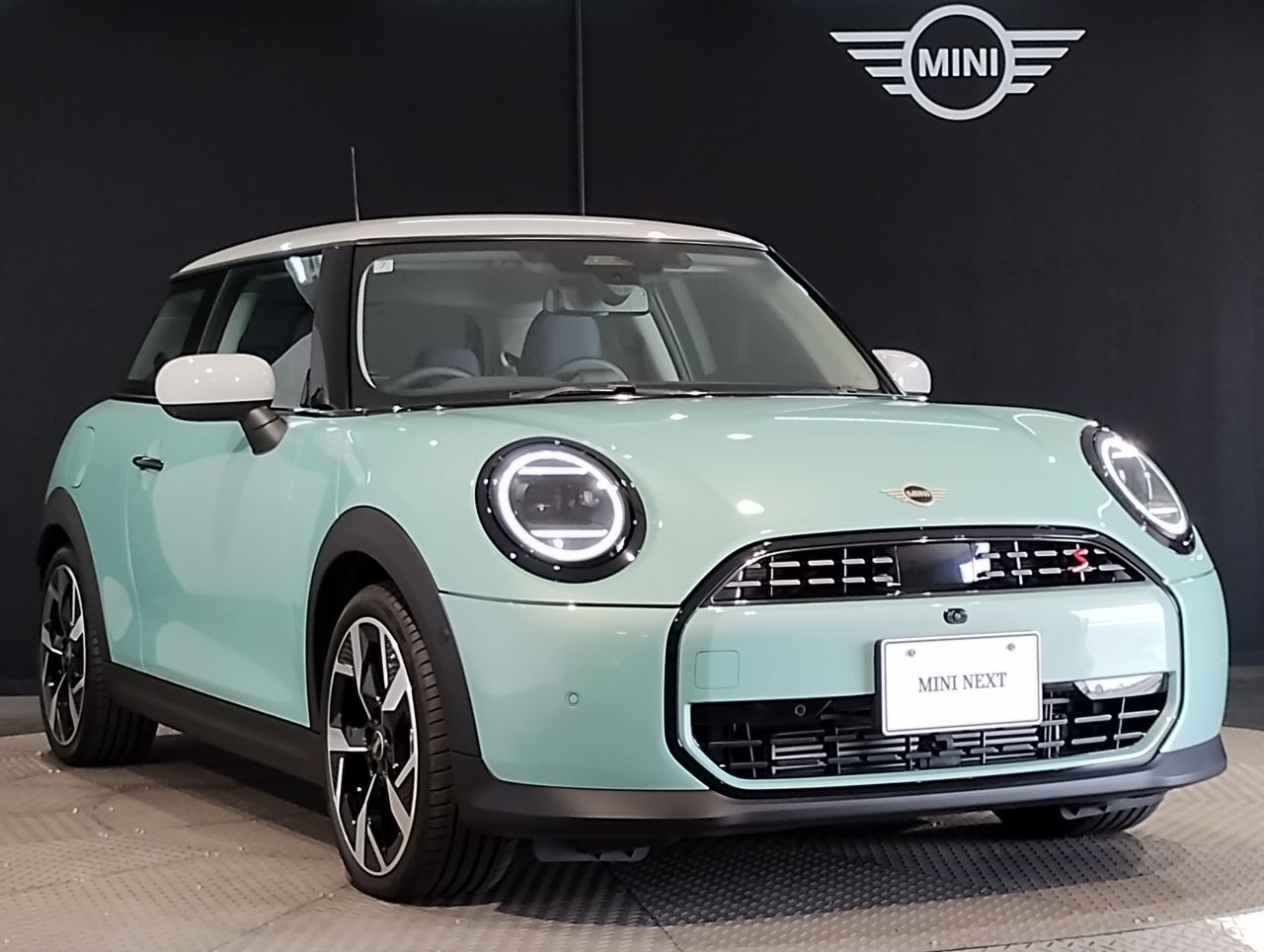 F66 MINI Cooper S 3Dr
