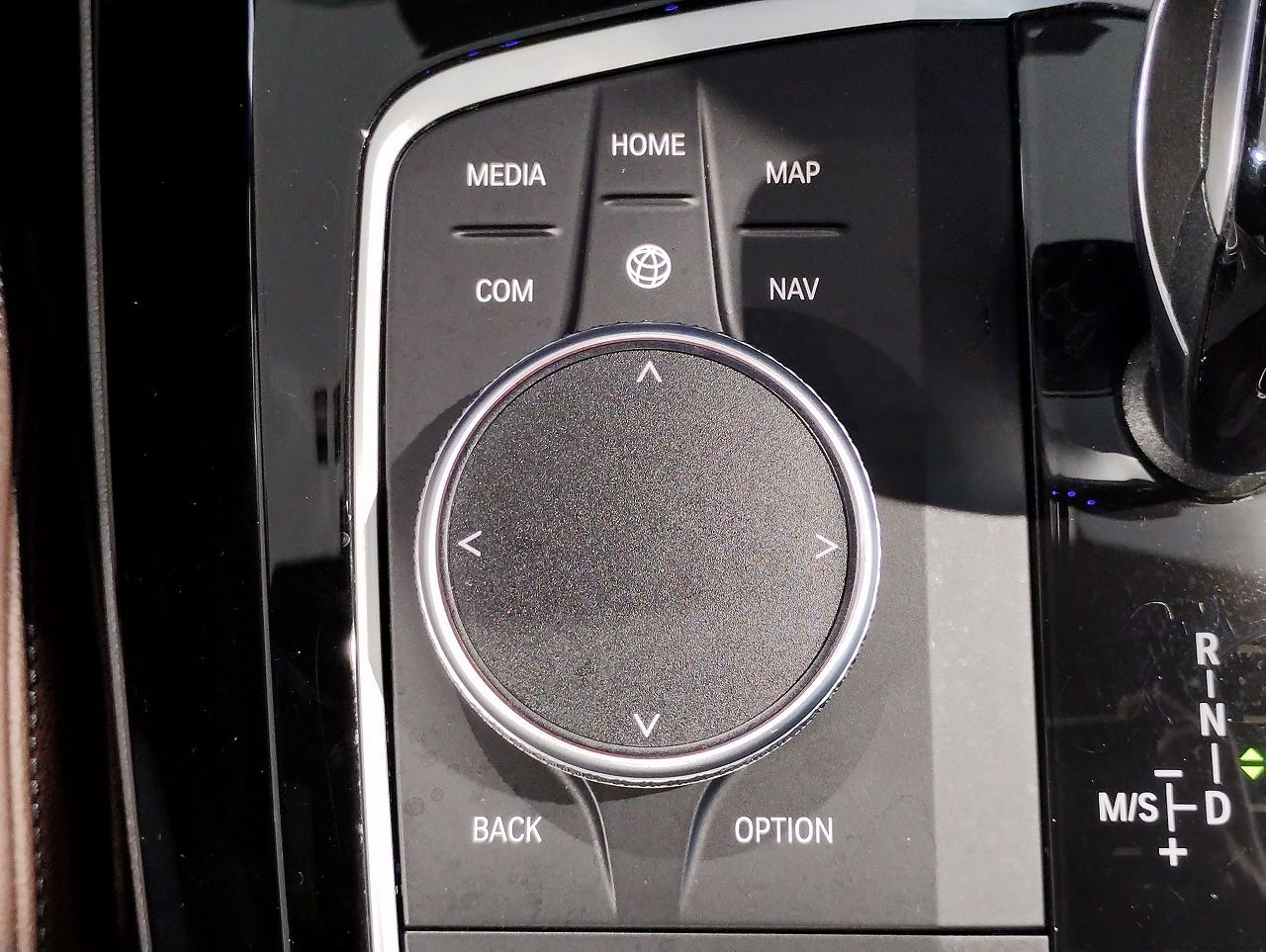 G01 X3 M40d RHD LCI ZA