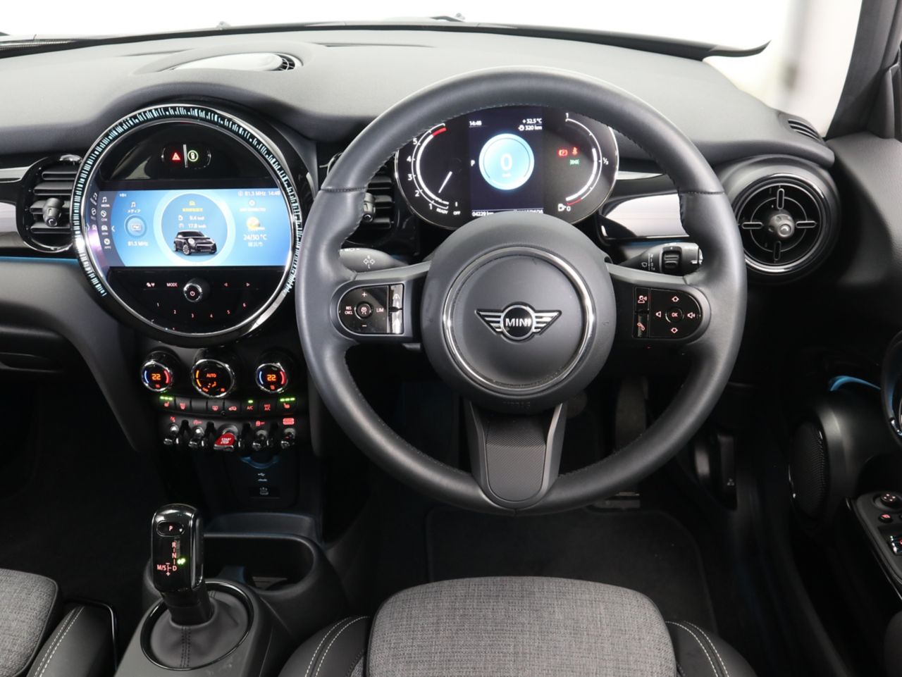 MINI Cooper F56 RHD