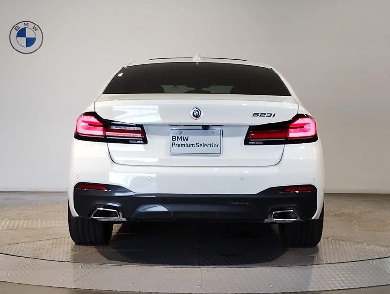 520i Sedan RHD