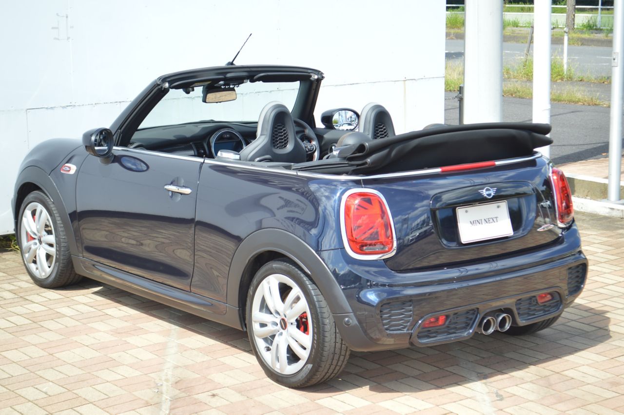 F57 MINI John Cooper Works Convertible LCI