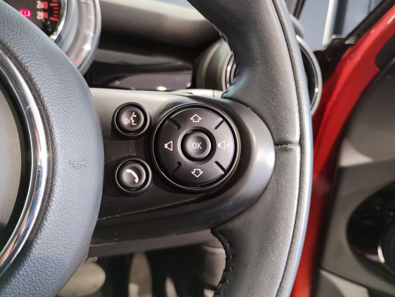 F55 MINI Cooper 5-Door Hatch LCI