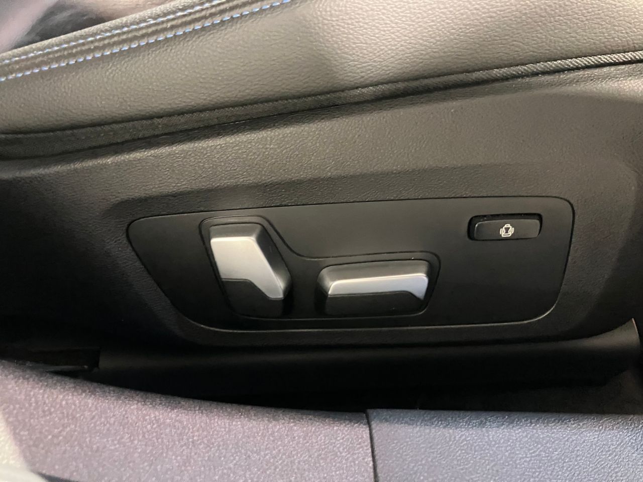 G21 320d xDrive Touring RHD