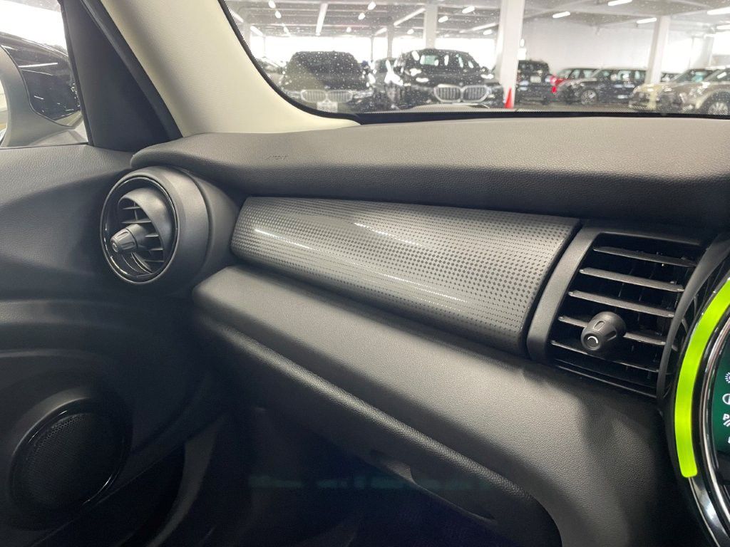 F55 MINI Cooper 5-Door Hatch LCI