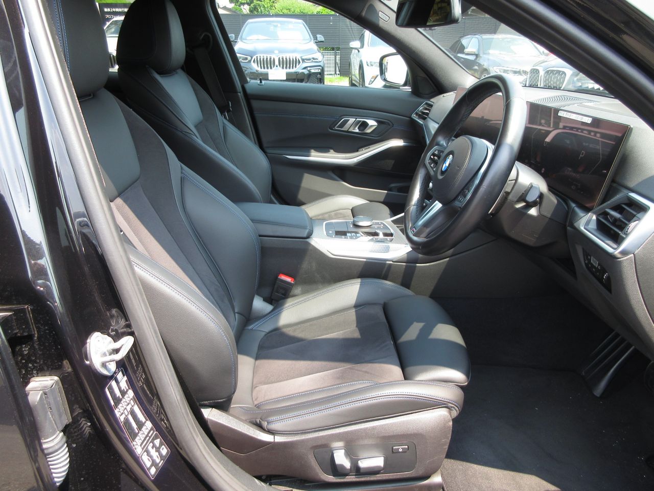 320d xDrive Berline RHD
