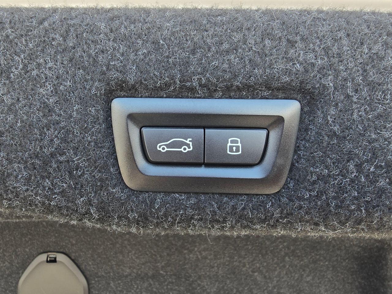 BMW i5 eDrive40 Sedan RHD