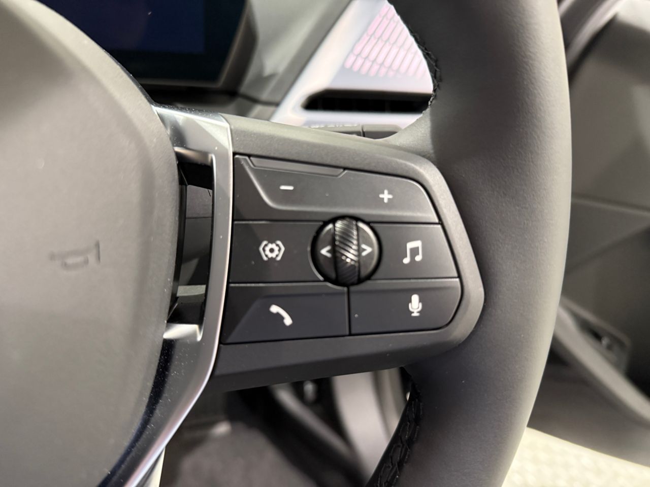 120 Sport Sports Hatch