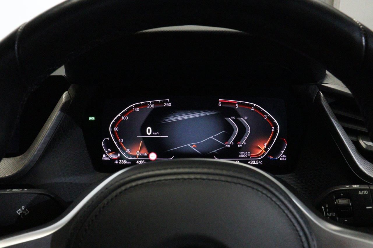 F40 118d Sports Hatch 5-door B47 2.0d