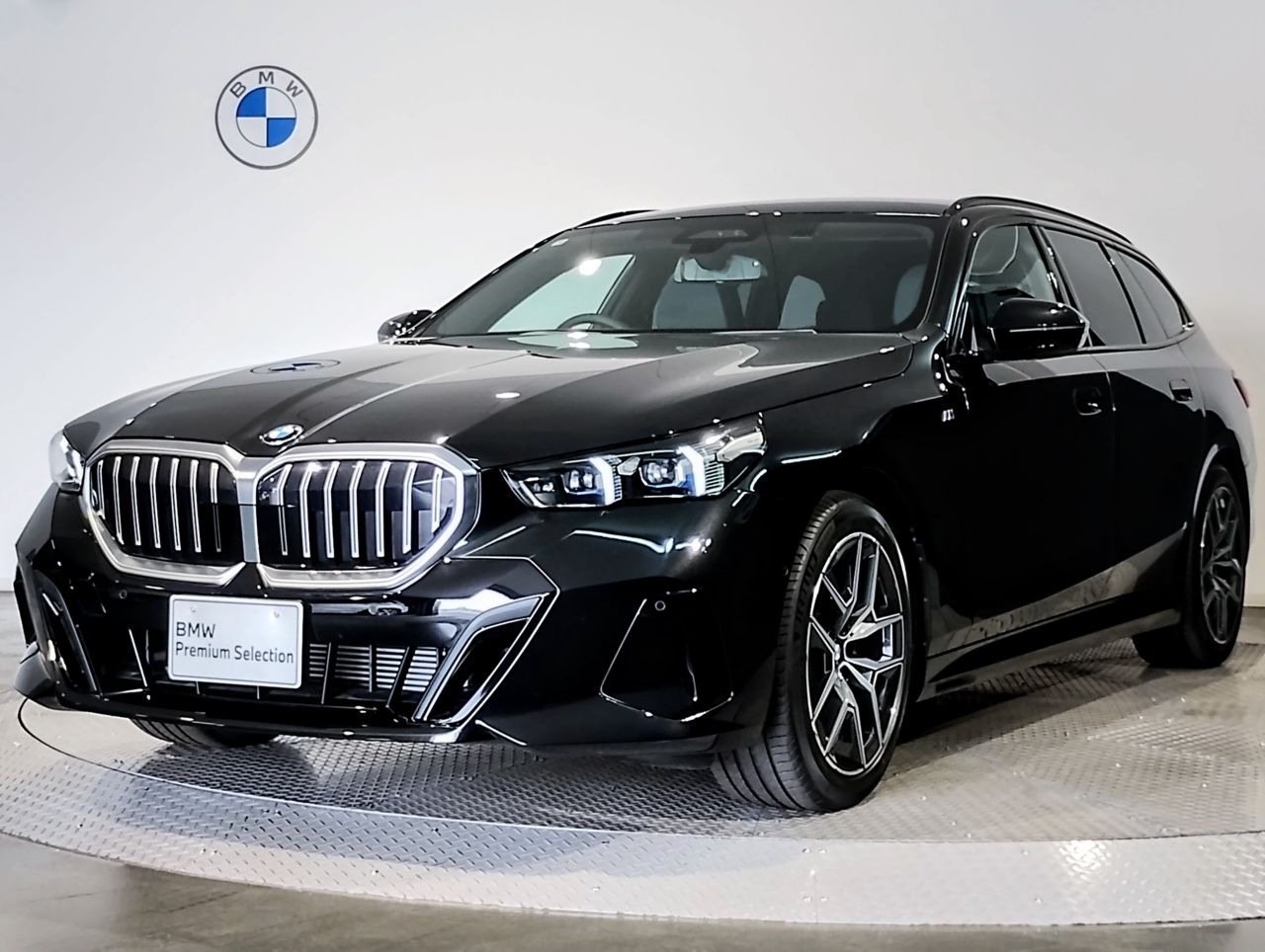523d xDrive Touring M Sport