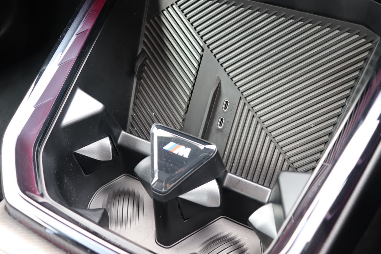 X3 M50 US