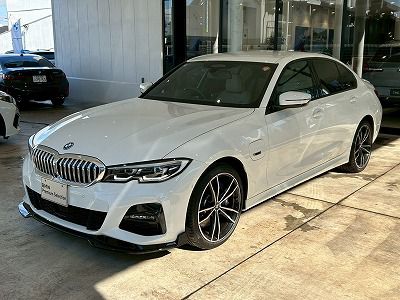 G20 330e Saloon RHD MX