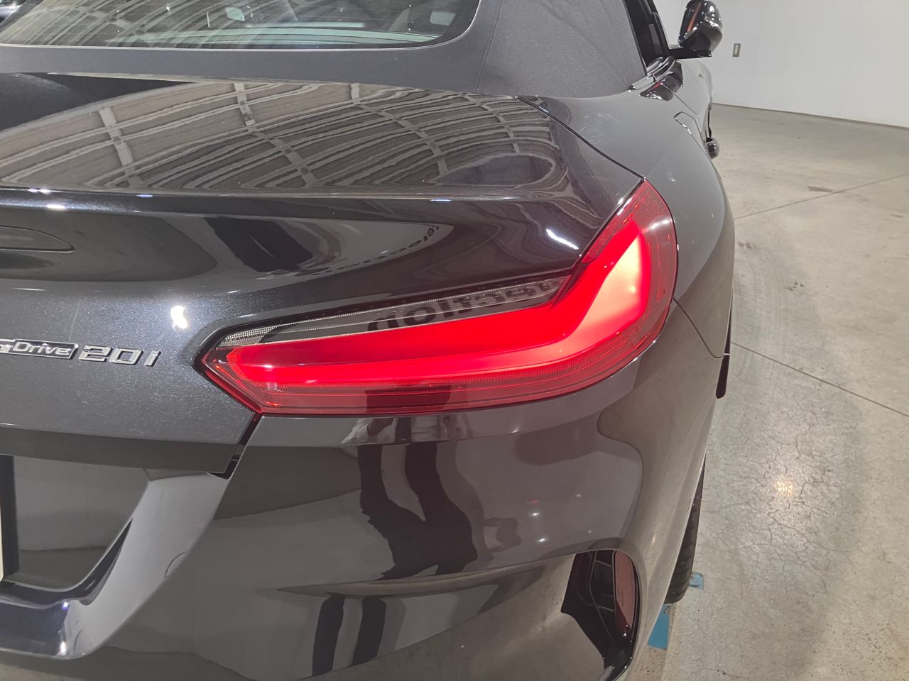 G29 z4 sDrive20i RHD