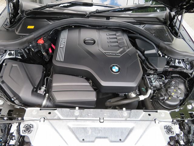 G42 220i Coupe