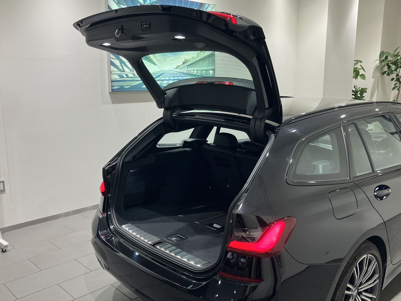 G21 320d xDrive Touring RHD