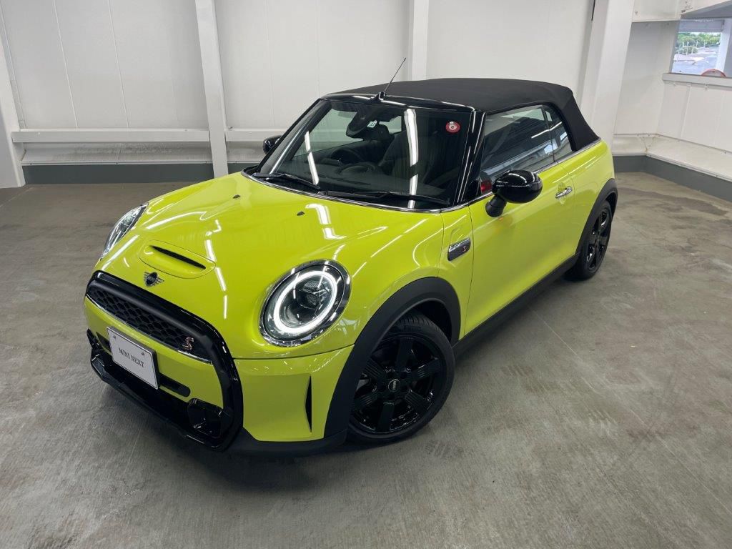 MINI Cooper S Convertible RHD