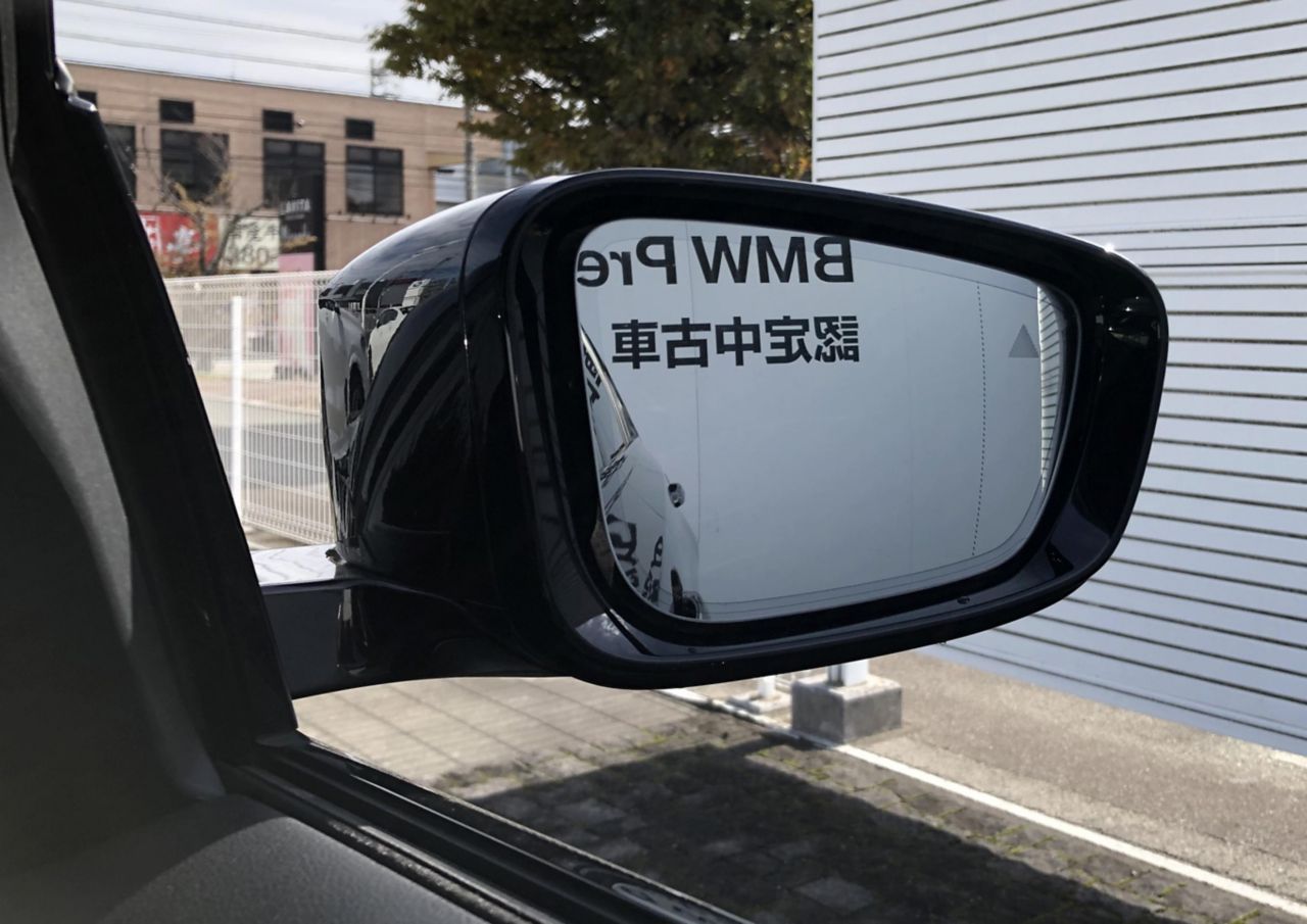 320d xDrive Berline RHD