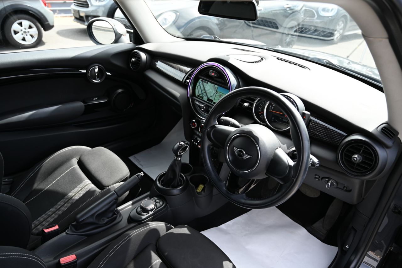 F56 MINI COOPER S