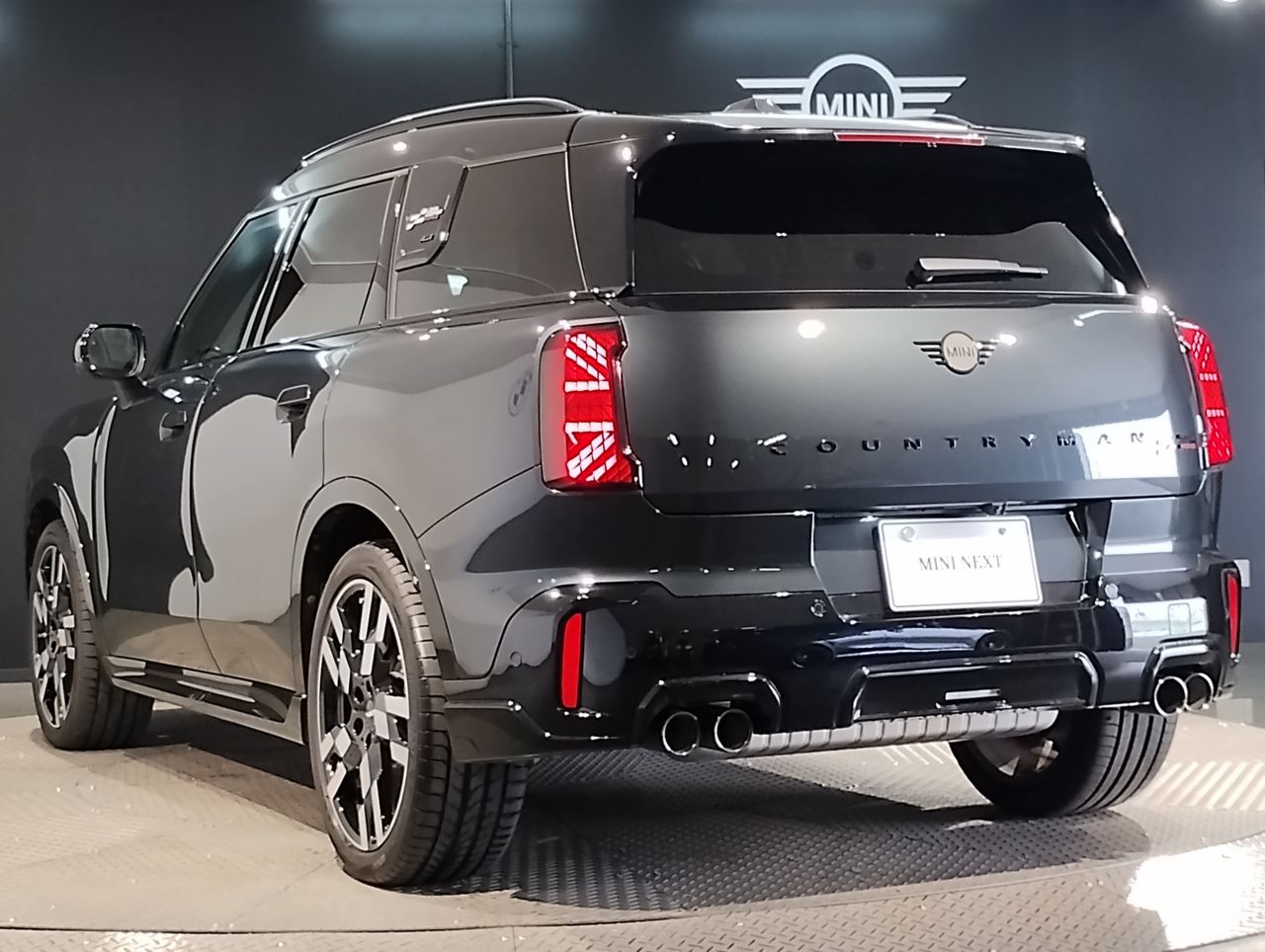 U25 MINI John Cooper Works Countryman ALL4